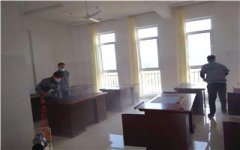 新裝修完的房子有刺激異味主要來自于哪里？